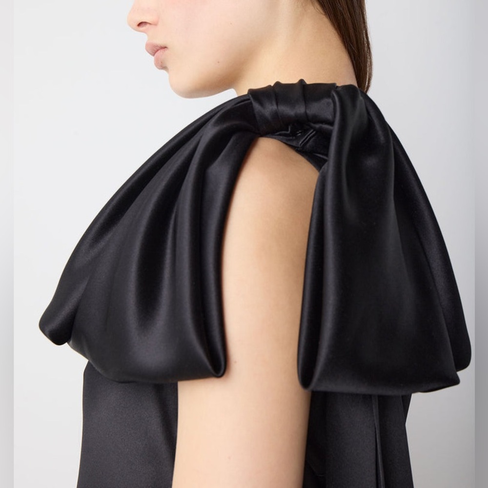 Alejandra Alonso Rojas One Shoulder Bow Silk Gown With Train In Black - Picture 3 of 12